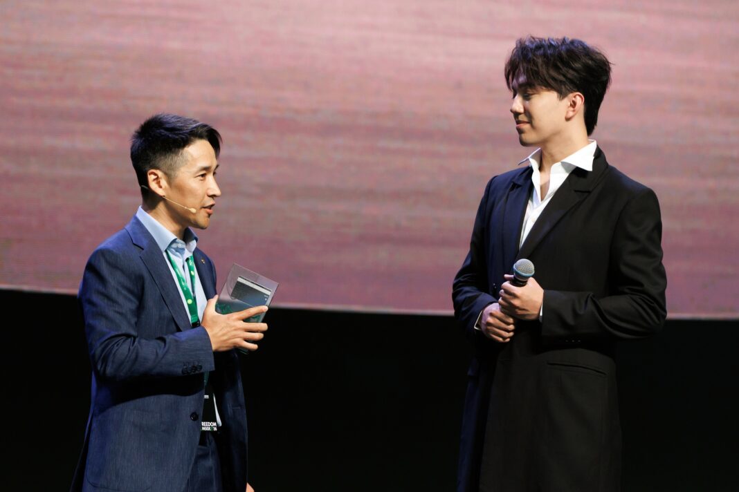 Dimash Qudaibergen Takes Part in the Freedom Inside Forum