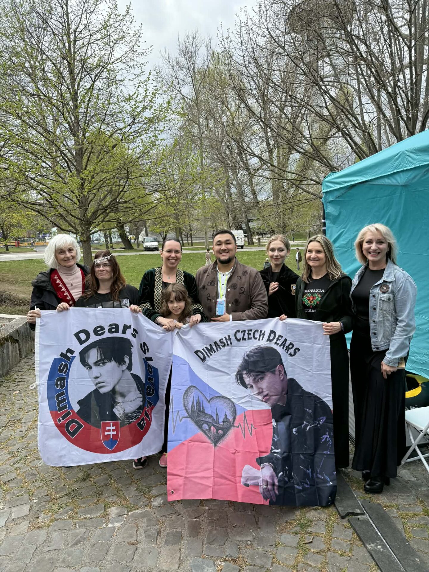 “Dears to Dears”: Dimash Qudaibergen’s Fans Set an Example of Compassion and Support for Those in Need “Dears to Dears”: Dimash Qudaibergen’s Fans Set an Example of Compassion and Support for Those in Need