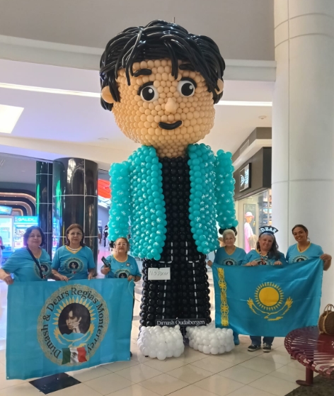 A 4.5-Meter Balloon Sculpture of Dimash Qudaibergen Unveiled in Mexico A 4.5-Meter Balloon Sculpture of Dimash Qudaibergen Unveiled in Mexico
