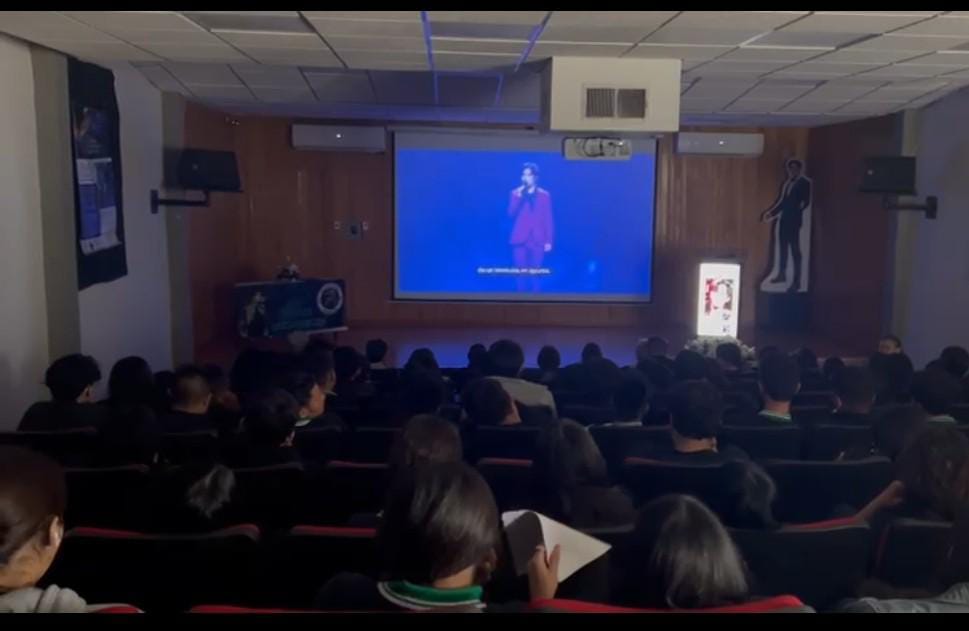 Young People in Mexico Discover Dimash’s Music Ahead of His Upcoming Concerts Young People in Mexico Discover Dimash’s Music Ahead of His Upcoming Concerts